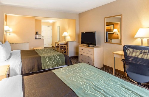 Loveland Hotel | Quality Inn & Suites Loveland