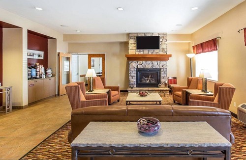 Loveland Hotel | Quality Inn & Suites Loveland