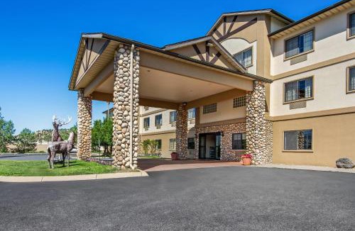 Eagle Hotel | Quality Inn & Suites Vail Valley