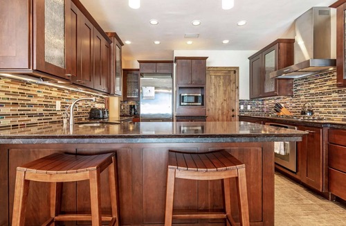 Eagle-Vail House | Quiet Colorful Fall! 3 Nights 10% off Now into November