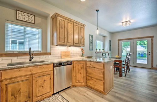 Loveland House | Quiet Family Friendly 3 BR Near Loveland DT