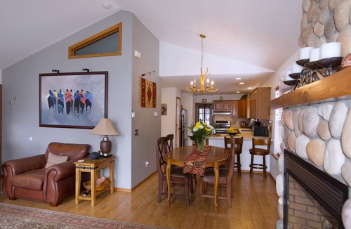 Pagosa Springs House | Quiet Luxury 5 min from downtown/hot Springs w/a fenced half acre yard