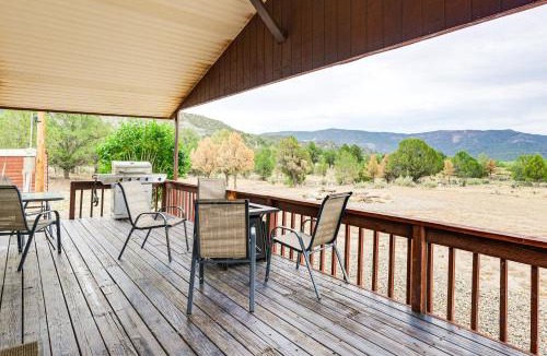Pagosa Springs House | Quiet Pagosa Springs Cabin Lake and Mountain Views!