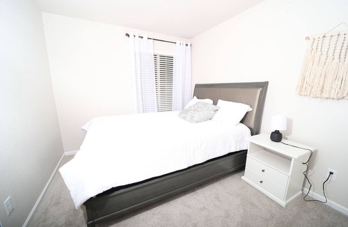 Dupont House | Quite and new built house 5 minutes from Gaylord hotel