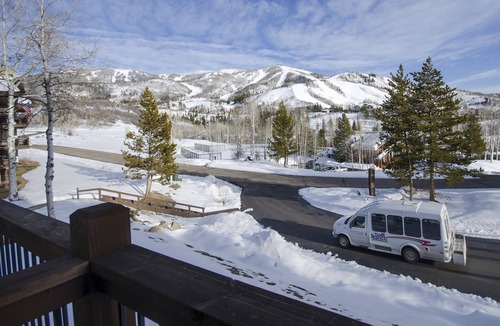 Steamboat Springs Condo | RA511 | Recently Remodeled | Modern Interior | Winter Shuttle | Pool and Hot Tub