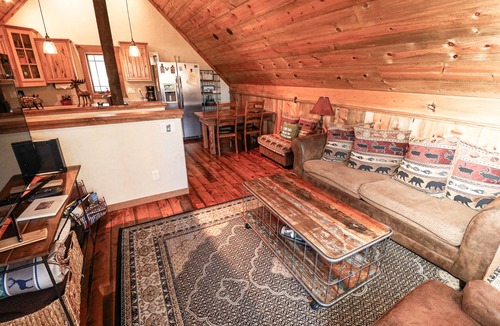 Grand Lake Cabin | Ragland Cabin - Charming Quintessential Colorado Mountain Getaway!