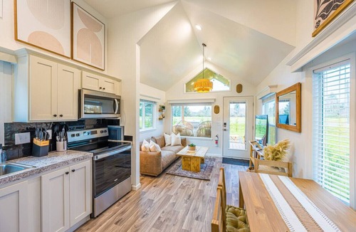 Forks House | Rainforest Tiny Home Retreat: BOHO