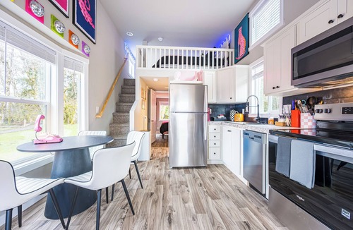 Forks Cabin | Rainforest Tiny Home Retreat Abstract Modern