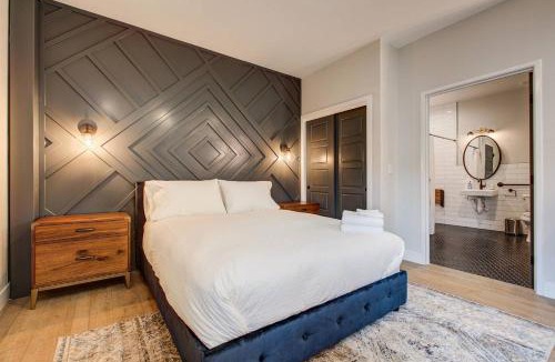 Berkeley Apartment | RALEIGH Studio with Full Kitchen