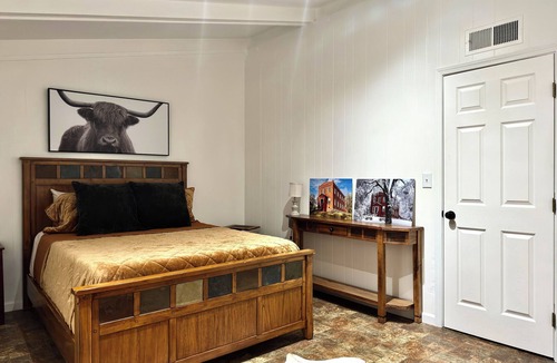 Jamestown House | Ranch Style Mountain Getaway