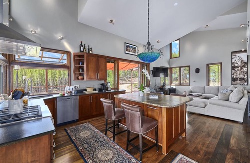 Black Hawk House | Rancho la Chula - close to Nederland, Colorado and Eldora Ski Resort!