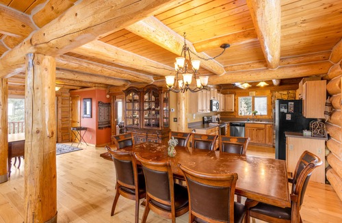 Alma Cabin | Rare mountain-view log home with hot tub, fireplace & WiFi - near Breckenridge
