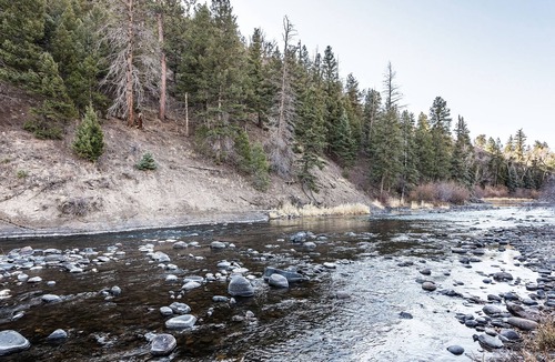 South Fork Cabin | RCCII Beautiful River Front 4Bdrm+loft/2 Bath, hot tub, Gameroom