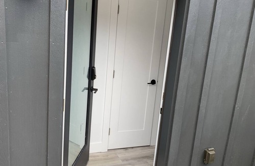West Colfax Apartment | Recently built, private entrance apartment 4 blocks from Sloan Lake
