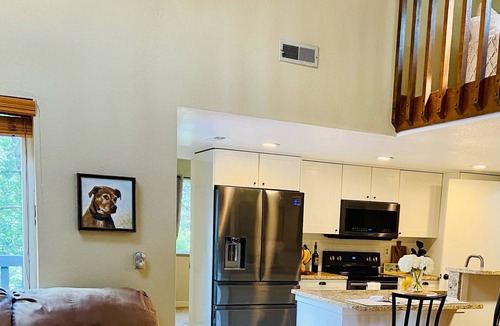 Boulder Condo | Recently Remodeled Long Term Stay in Beautiful Location