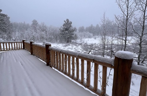 Red Feather Lakes Cabin | Red Feather Lakes Cozy Log Cabin