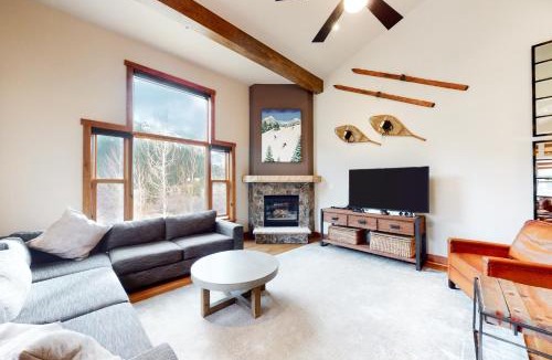 Keystone House | Red Hawk Townhome 2350