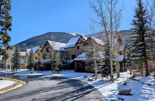 Keystone House | Red Hawk Townhomes 2338 by SummitCove Lodging