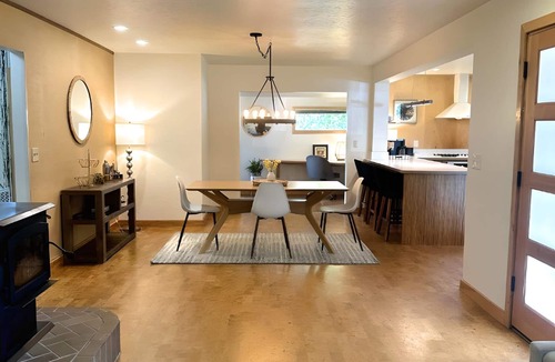Redlands House | Redlands Oasis: Hot Tub, Pool Table, Near Biking, Hiking, Colorado River Bliss!