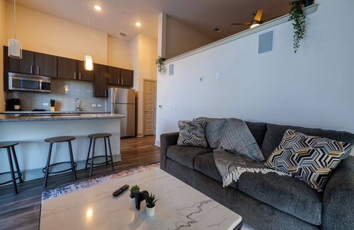 Baker Apartment | Relaxation Station - South Broadway