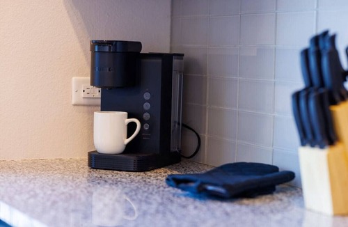 Baker Apartment | Relaxation Station - South Broadway
