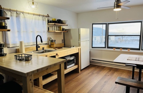 Johnstown House | Relaxing farm suite getaway near Loveland!
