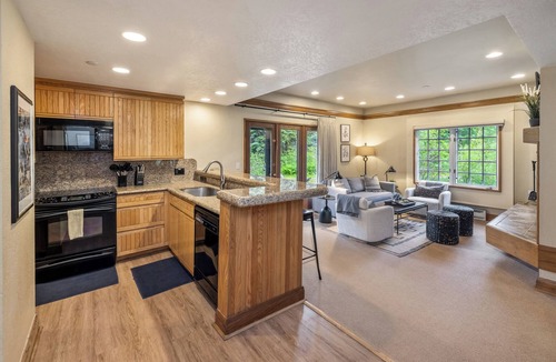 Beaver Creek Condo | Relaxing Slopeside Suite