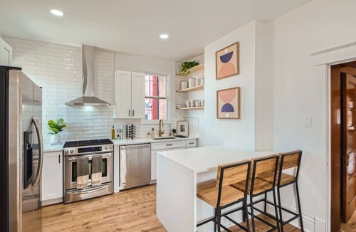 Lincoln Park House | Remodeled 3bd I Baker I Broadway I Sante Fe I CBD