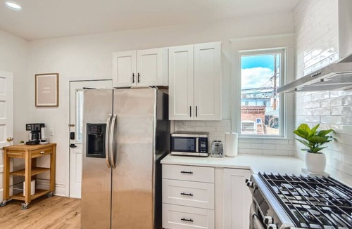 Lincoln Park House | Remodeled 3bd I Baker I Broadway I Sante Fe I CBD