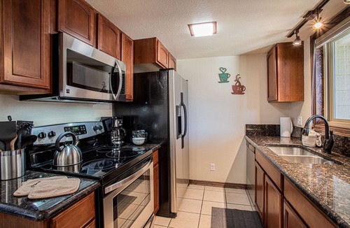Steamboat Springs Condo | Remodeled Condo. Less than 1 mile to Steamboat Ski Area