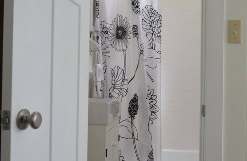 Washington Park West House | Remodeled flat for 2 in Washington Park