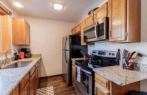 Steamboat Springs Condo | Remodeled & Immaculate! Walk to Resort & Steps to FreeBus+Pool-HotTub-Grill-W/D in Unit-Fireplace