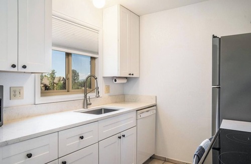 Steamboat Springs Condo | Remodeled Kitchen 2 Bedroom Condo 1/2 Mile from Resort