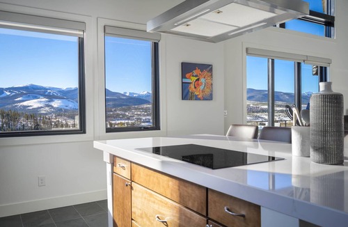 Rendezvous House | Rendezvous Game Trail | Luxe Mountain Home | Brand New Build | Amazing Views
