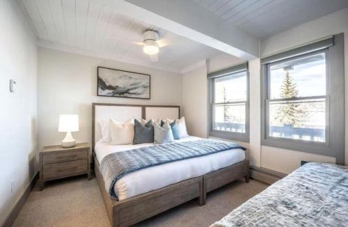 Snowmass Village House | Renovated 2 BR Condo w Hot Tub -Mountain Views!