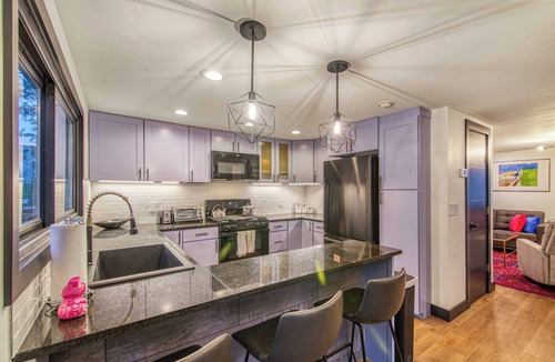 Aspen Condo | Renovated 3 br 3 bath Condo at Aspen Highlands, 2min to skiing, deck over creek