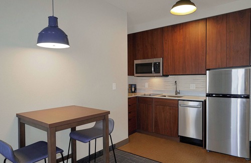 Village Seven Hotel | Residence Inn by Marriott Colorado Springs First & Main