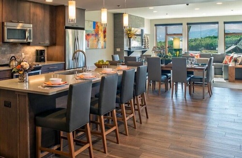Peak 8 Condo | Resort Luxury w/Spas&Pools&Movie Room