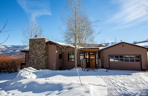 Snowmass Village House | Retreat Home w/ hot tub, on shuttle route for access to slopes and trails!