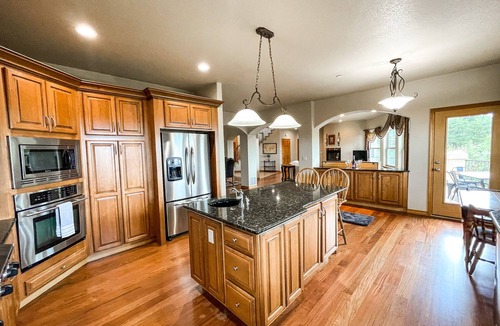 Southwest Colorado Springs House | ✺Retreat on Cheyenne Mountain✺Views/3 MSTR suites