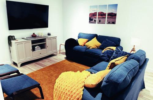 Superior Apartment | Rifugio: 2BR w/IR Sauna Near Trails & Adventure