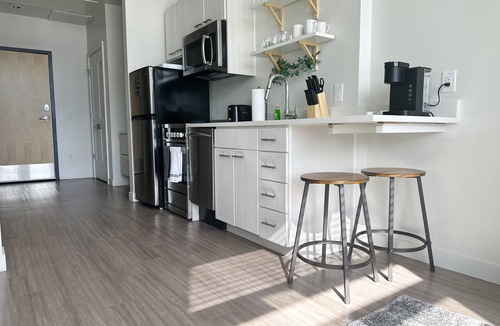 Cole Apartment | RiNo's Vibrant Studio Getawayn