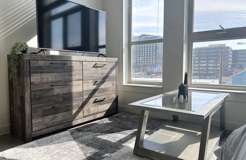 Cole Apartment | RiNo's Vibrant Studio Getawayn
