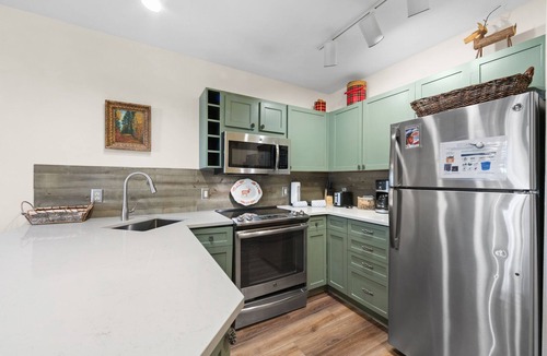 River Run Condo | River Run Condo w/Private Balcony for Courtyard Views, Close to Gondola!