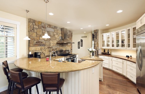 Carbondale House | River Valley Retreat | Luxe Home for 30+ Nights