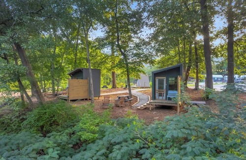 Greenville Cabin | Riverfront Camping Pod, W/Bath House, Min to DT