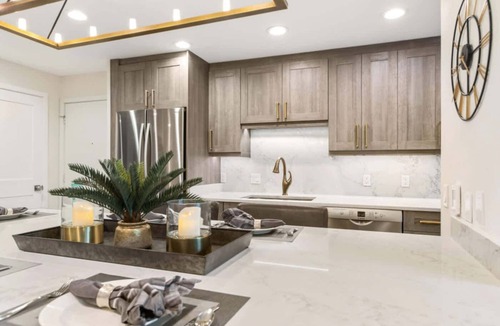 Aspen Condo | Riverfront Designer 2 BR, Walk to Gondola!