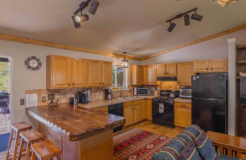 San Juan River Village House | Riverfront Home w/Hot Tub ~ 19 Mi to Wolf Creek!