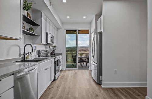Grand Junction House | Rivers & Ridges Basecamp – Stylish 3BR Townhome Near Adventure & Wineries!