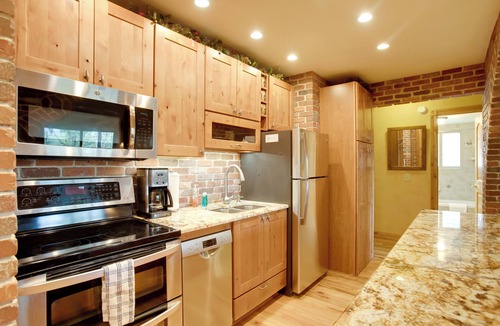 Rendezvous Condo | Riverside Condo in Downtown Winter Park!